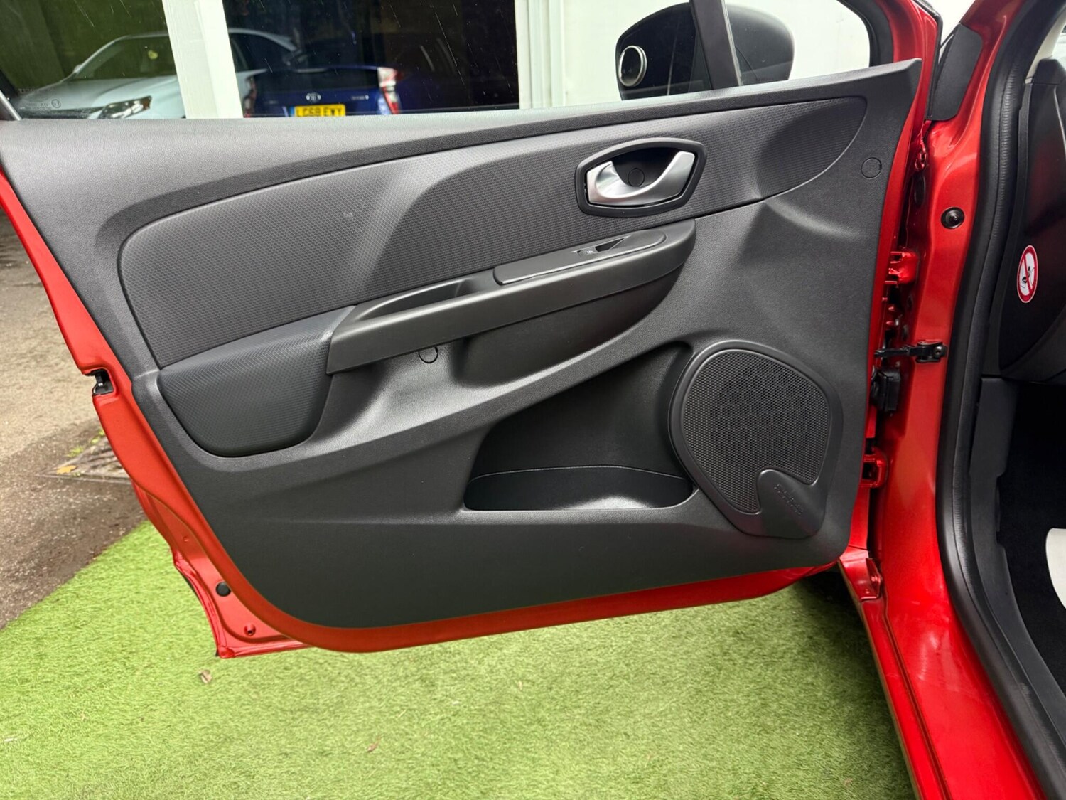 Used Renault Clio for sale - 77509862: Photo 26