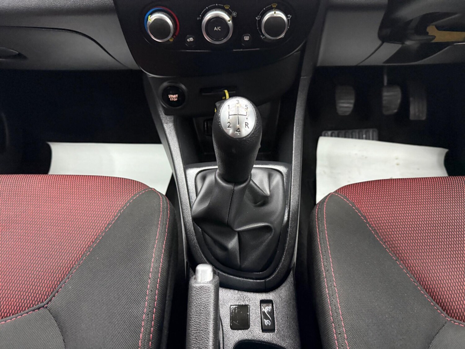 Used Renault Clio for sale - 77509862: Photo 29