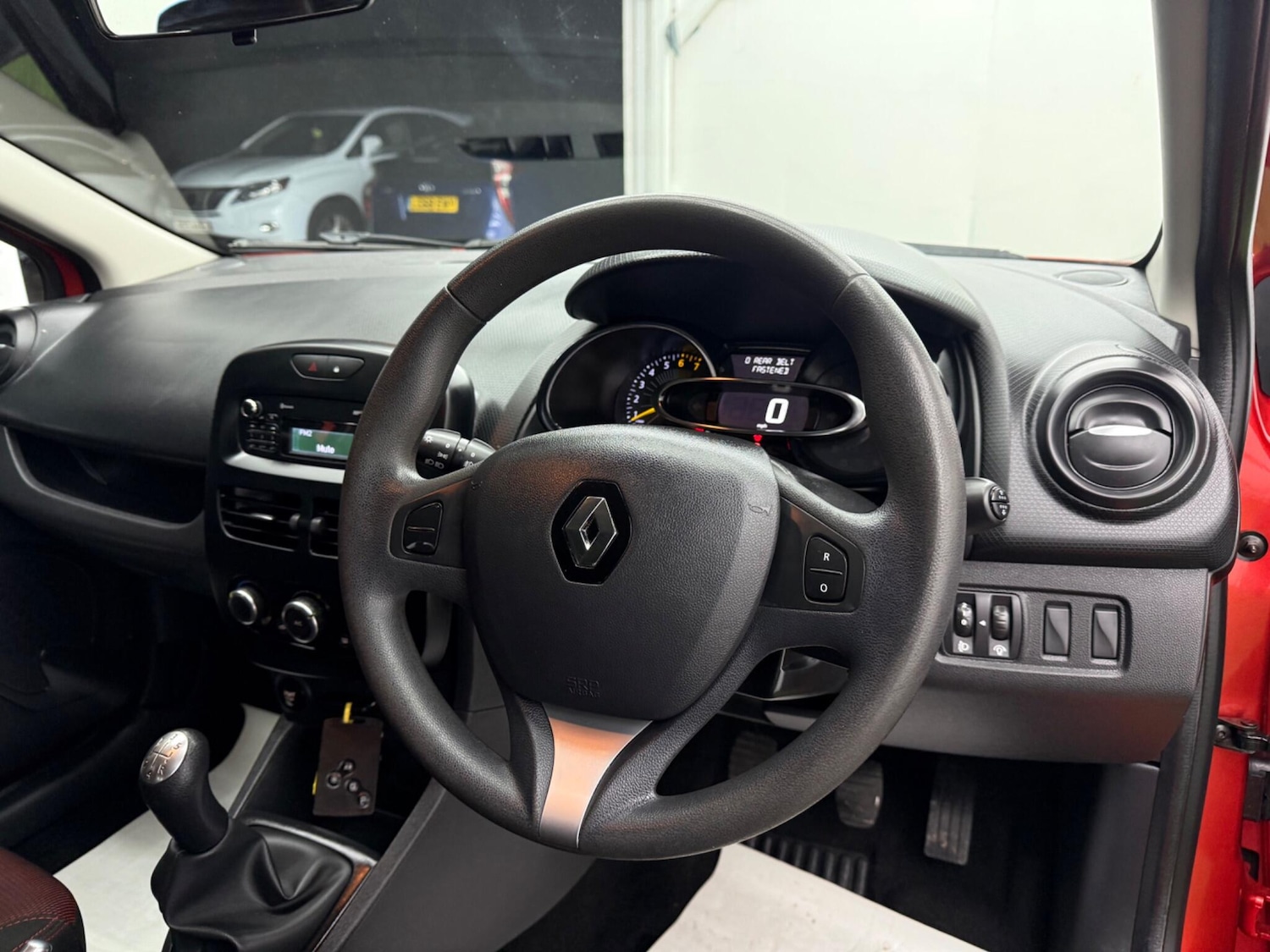 Used Renault Clio for sale - 77509862: Photo 3