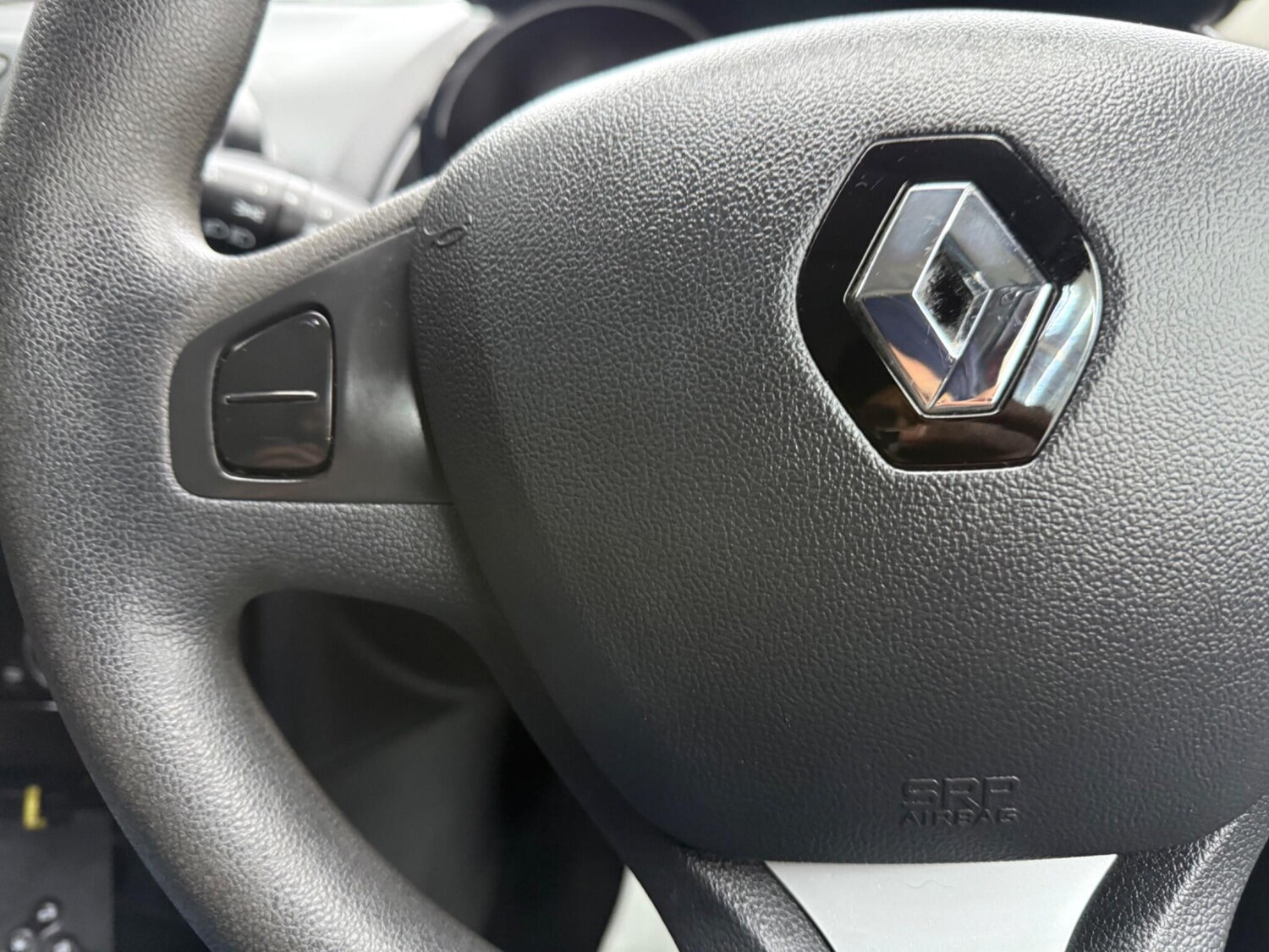 Used Renault Clio for sale - 77509862: Photo 33