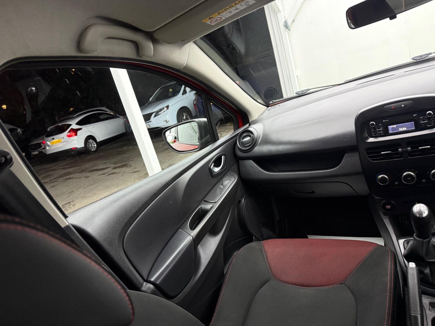 Used Renault Clio for sale - 77509862: Photo 37