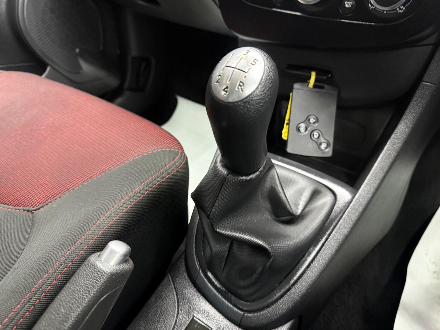 Used Renault Clio for sale - 77509862: Photo 45