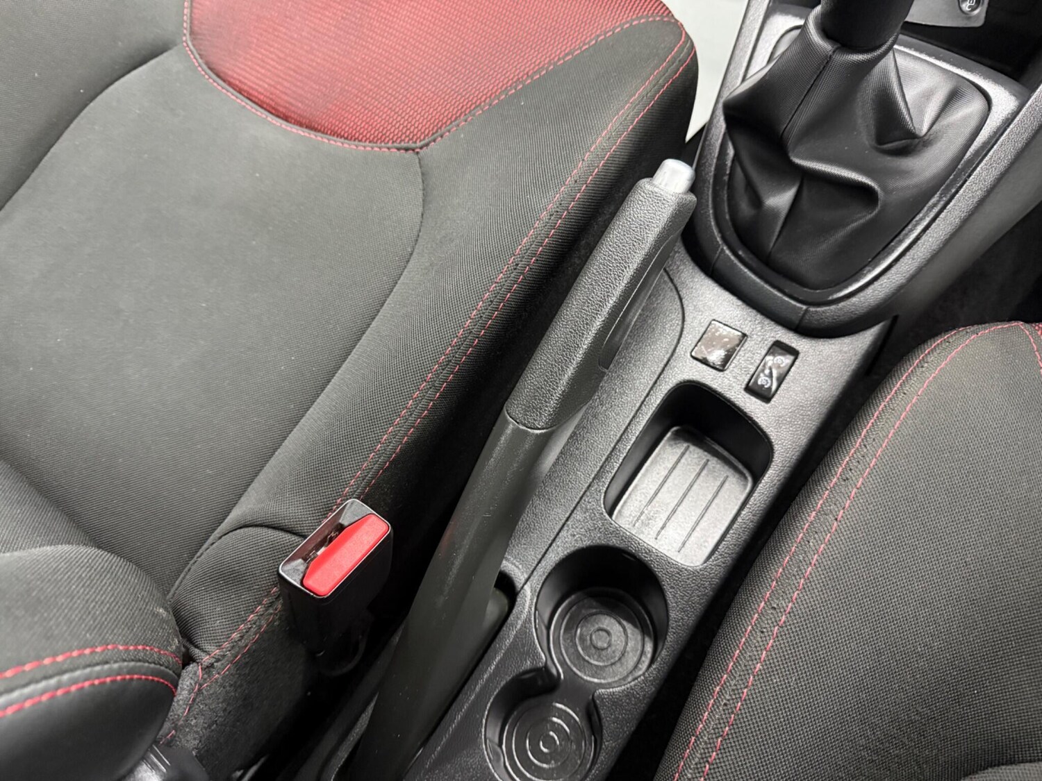 Used Renault Clio for sale - 77509862: Photo 46