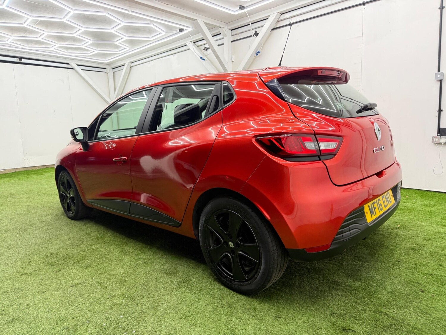 Used Renault Clio for sale - 77509862: Photo 9