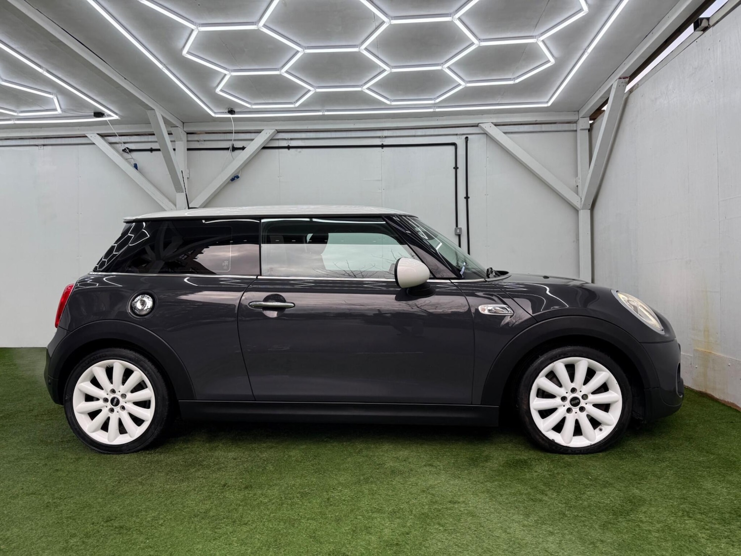 Used MINI Hatch 2016 for sale - 77387767: Photo 2