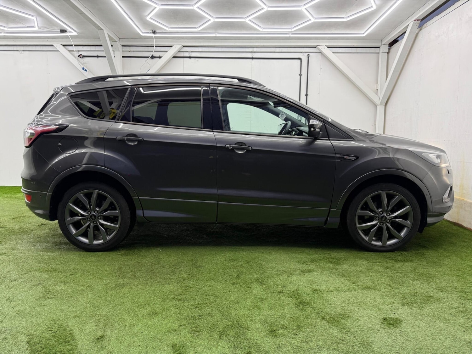 Used Ford Kuga 2019 for sale - 77549632: Photo 5