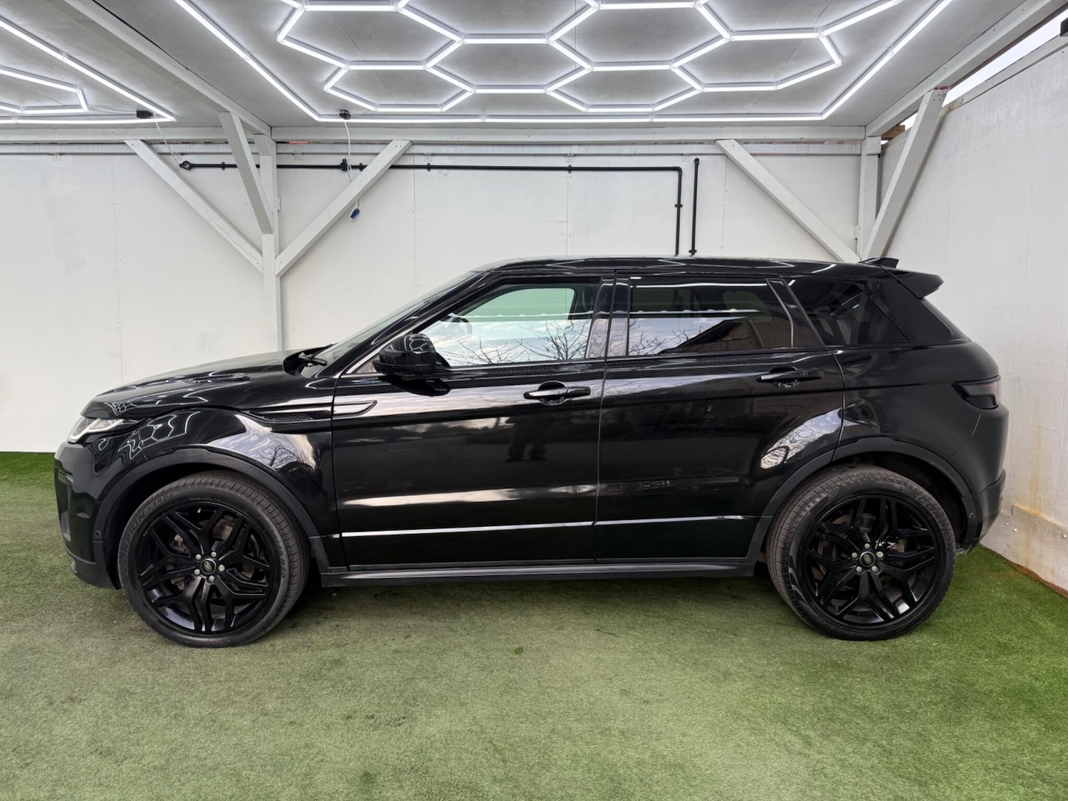 Used Land Rover Range Rover Evoque 2016 for sale - 77982461: Photo 10