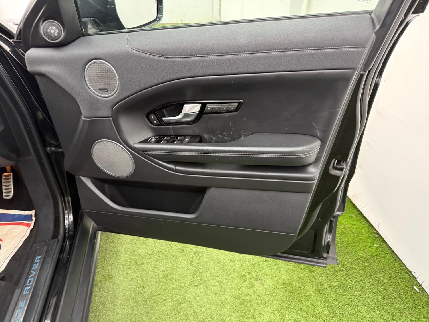 Used Land Rover Range Rover Evoque 2016 for sale - 77982461: Photo 16