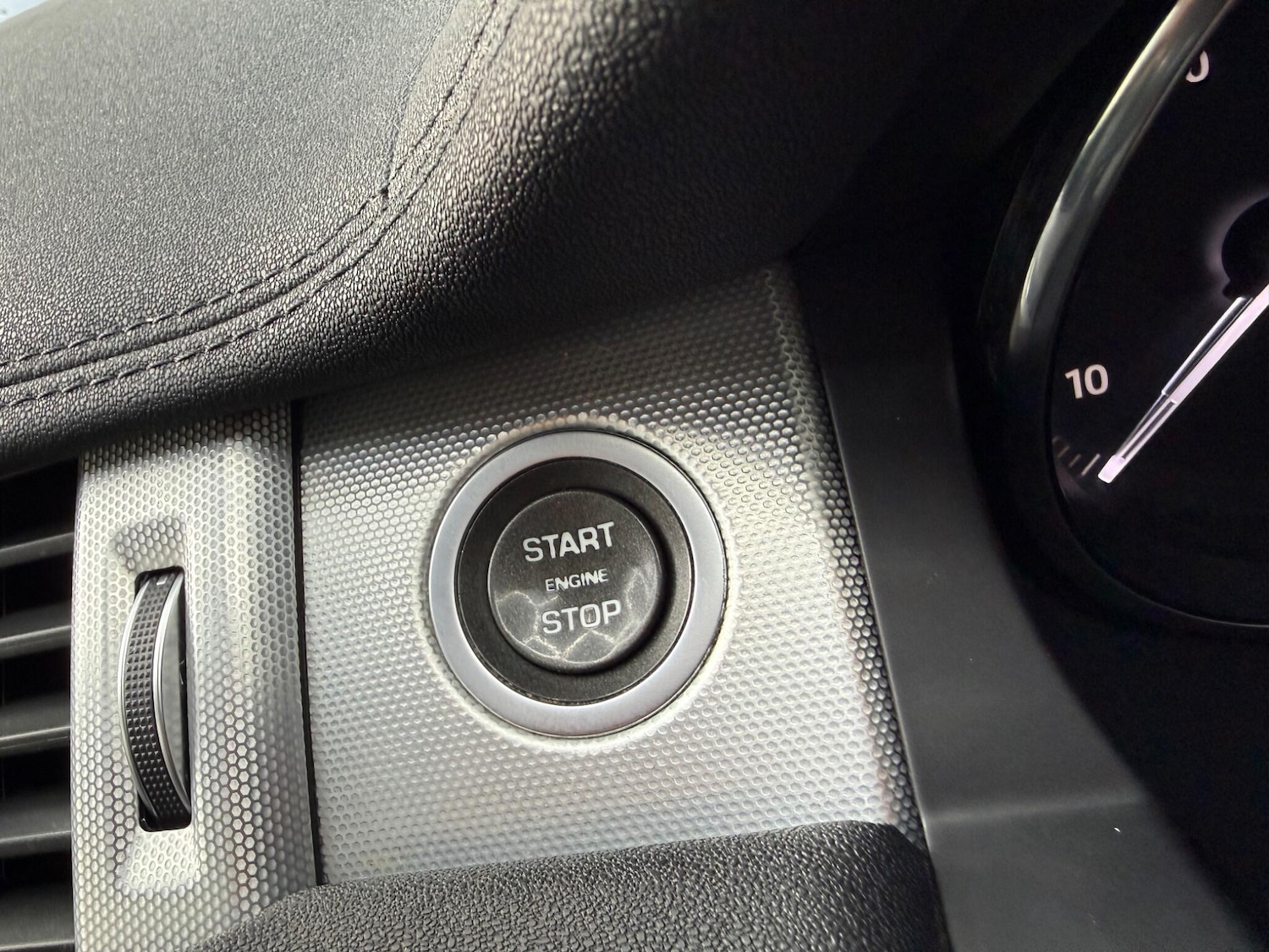 Used Land Rover Range Rover Evoque 2016 for sale - 77982461: Photo 42