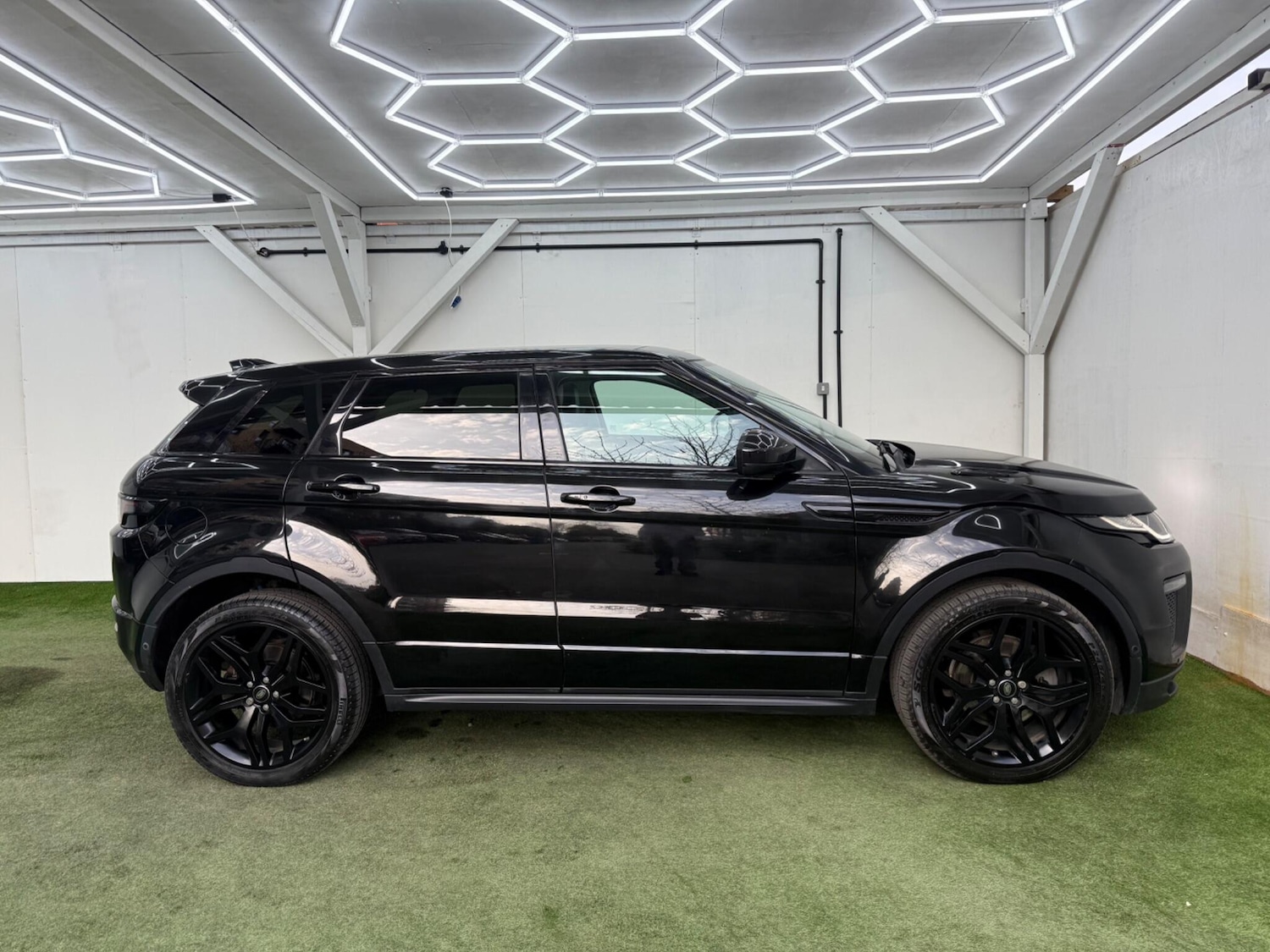 Used Land Rover Range Rover Evoque 2016 for sale - 77982461: Photo 5