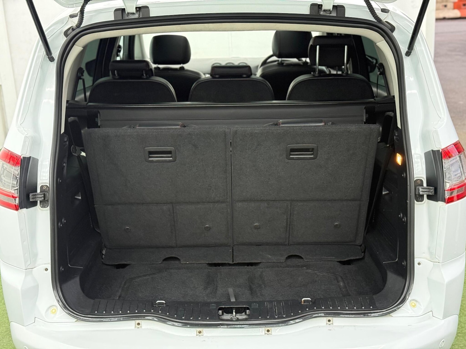 Used Ford S-Max for sale - 77511080: Photo 8