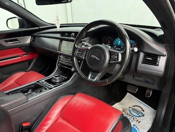 Used Jaguar XF 2017 for sale - 79464639: Photo