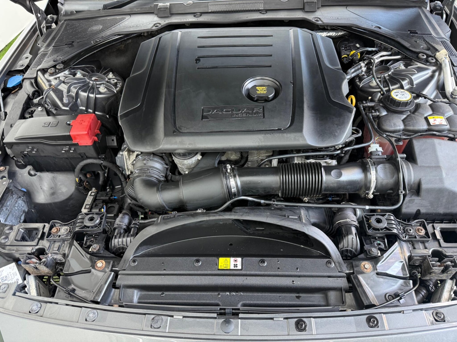 Used Jaguar XE 2017 for sale - 78170334: Photo 13