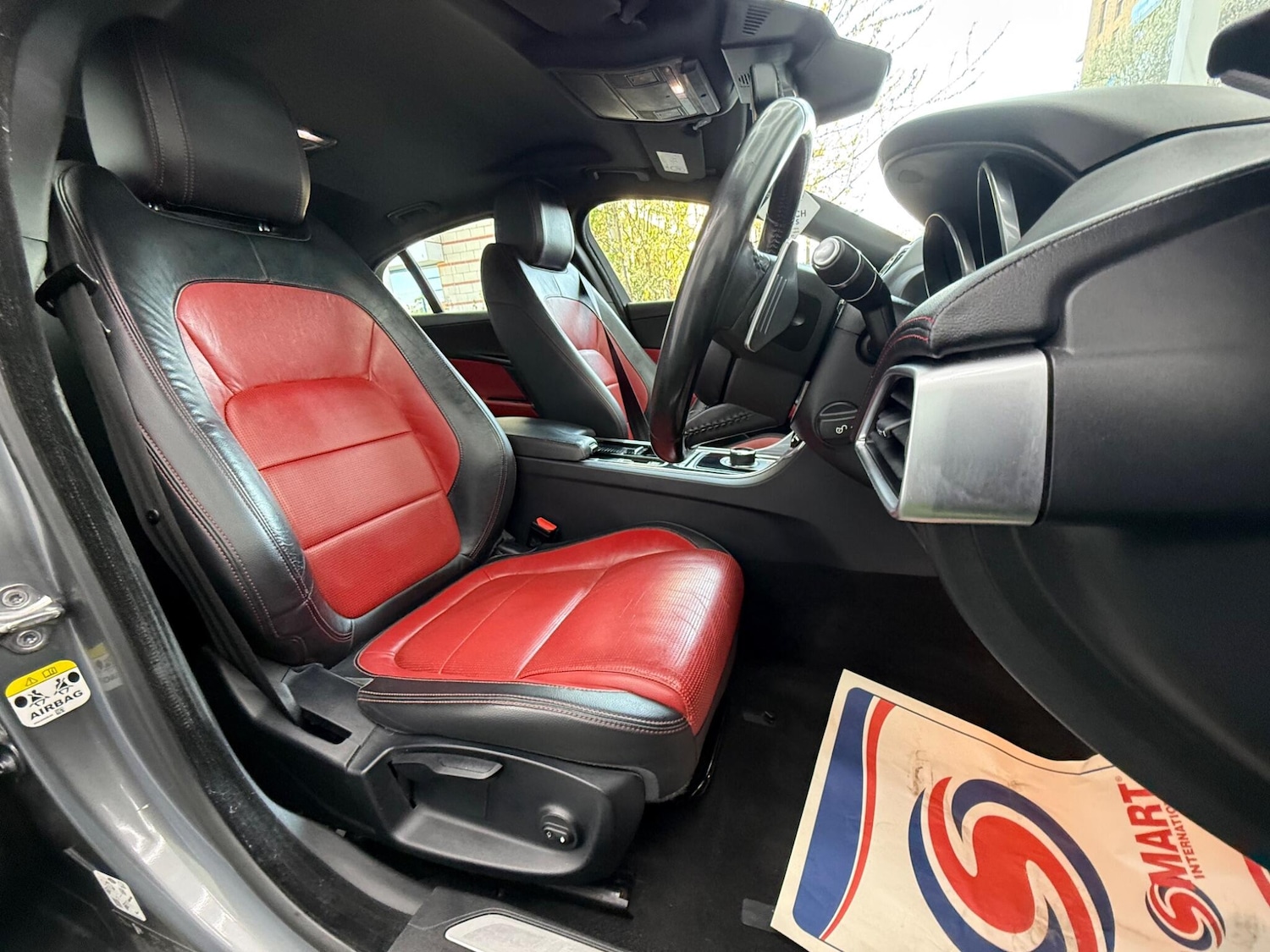 Used Jaguar XE 2017 for sale - 78170334: Photo 16