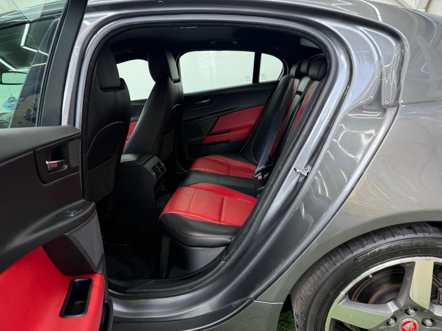 Used Jaguar XE 2017 for sale - 78170334: Photo 22