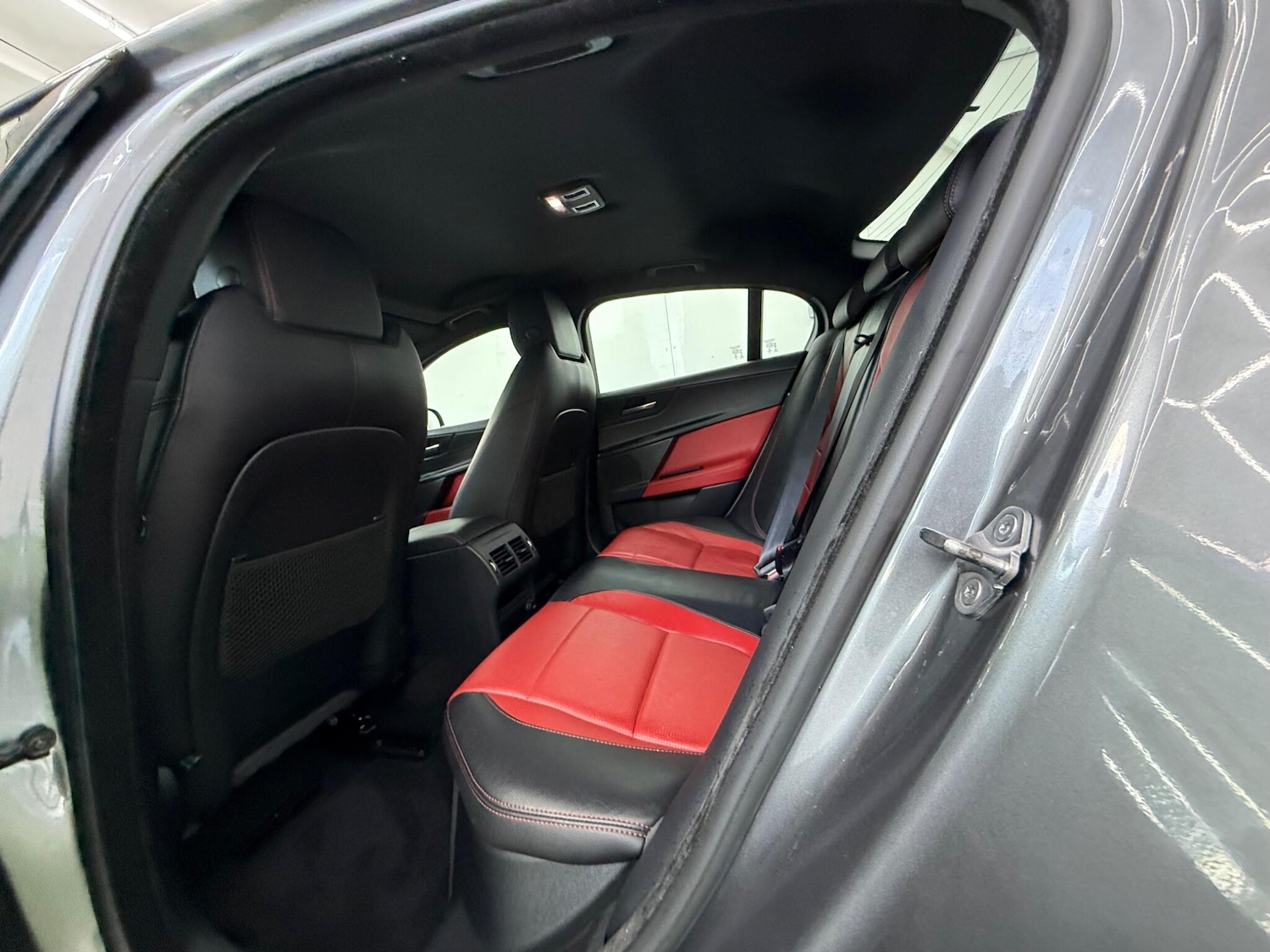 Used Jaguar XE 2017 for sale - 78170334: Photo 23