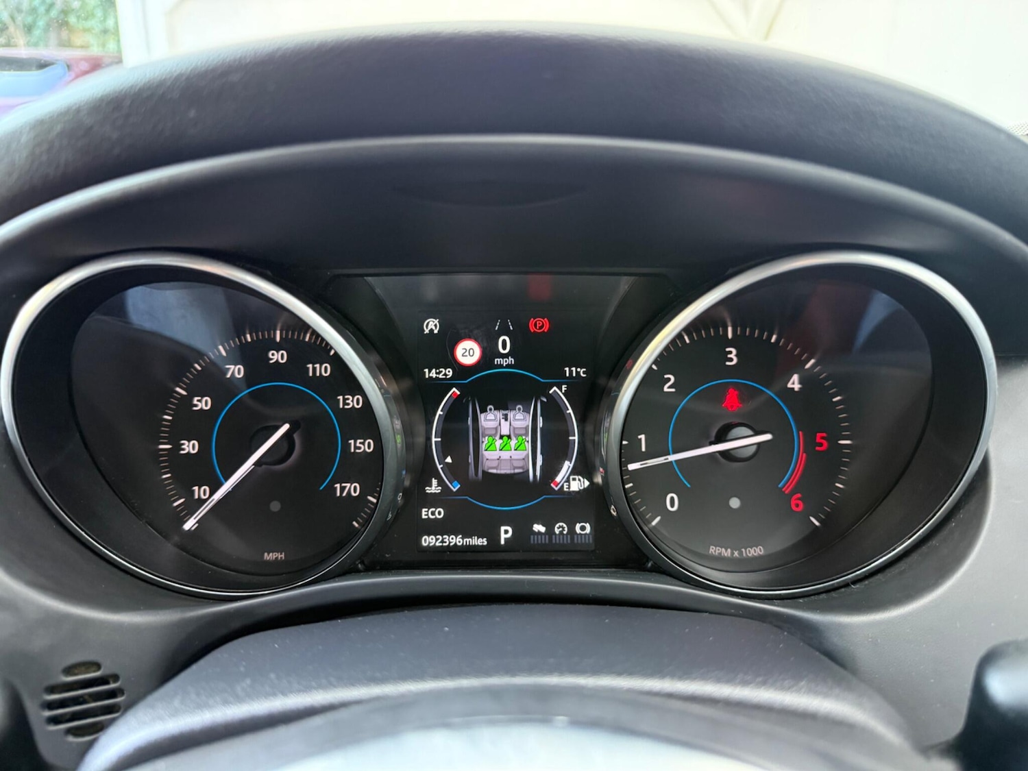 Used Jaguar XE 2017 for sale - 78170334: Photo 33