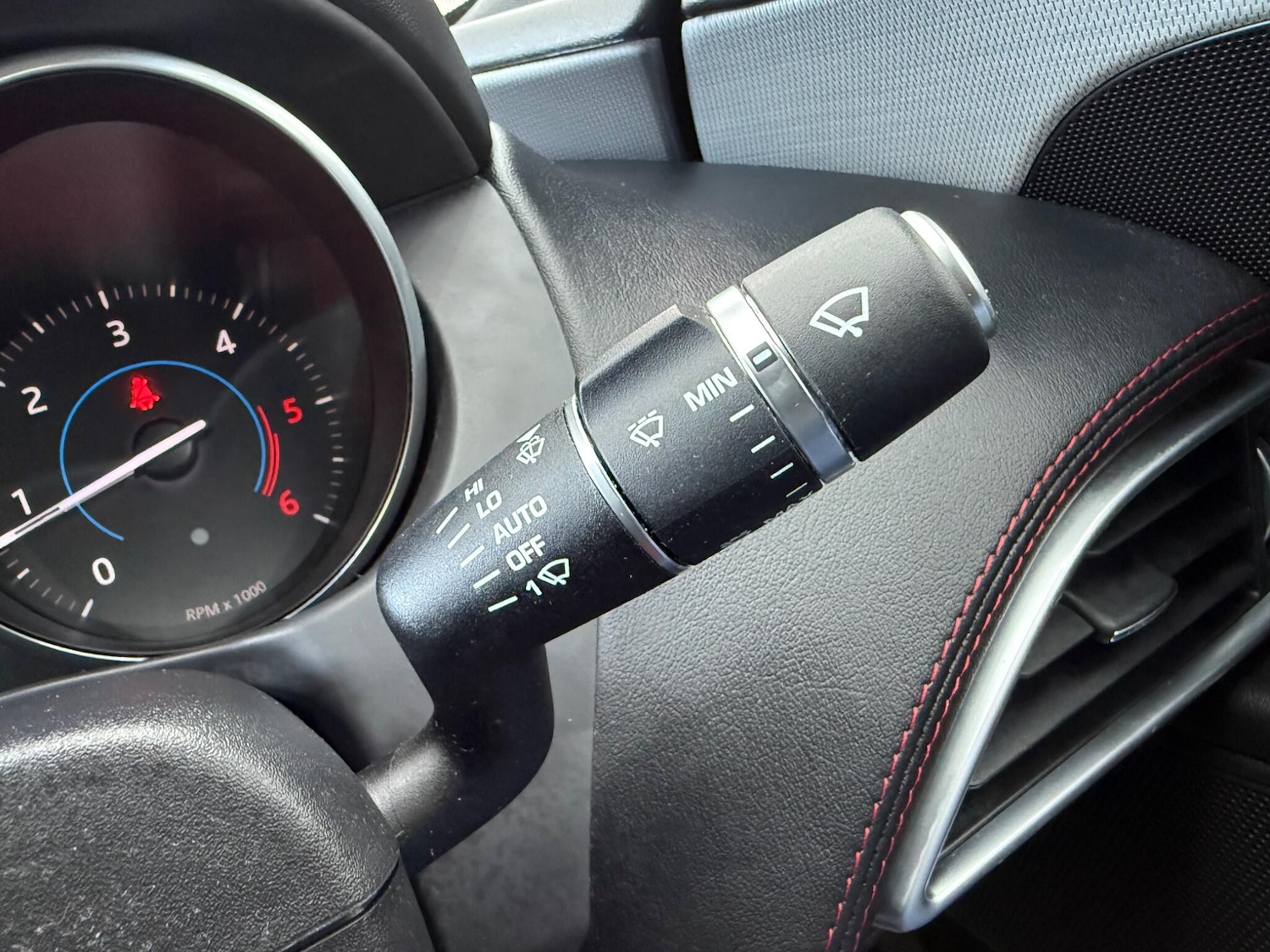 Used Jaguar XE 2017 for sale - 78170334: Photo 37