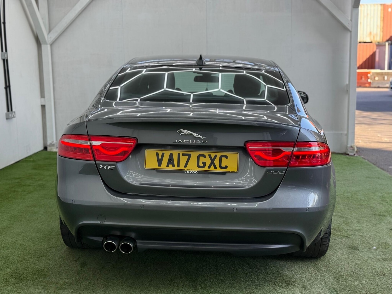 Used Jaguar XE 2017 for sale - 78170334: Photo 7
