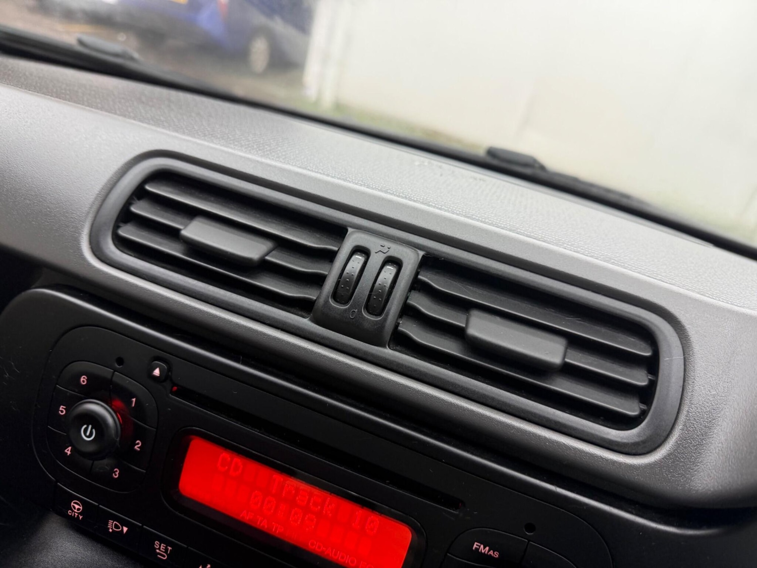 Used Fiat Panda 2015 for sale - 77386910: Photo 39