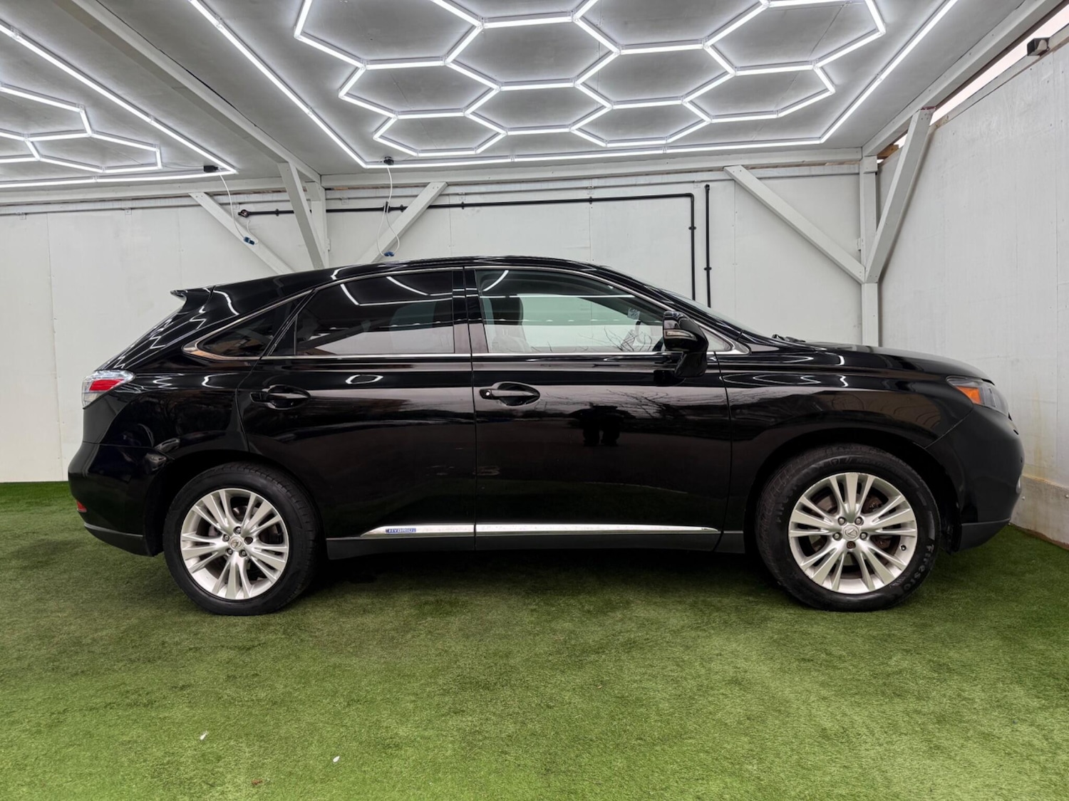 Used Lexus RX 2010 for sale - 77637926: Photo 5