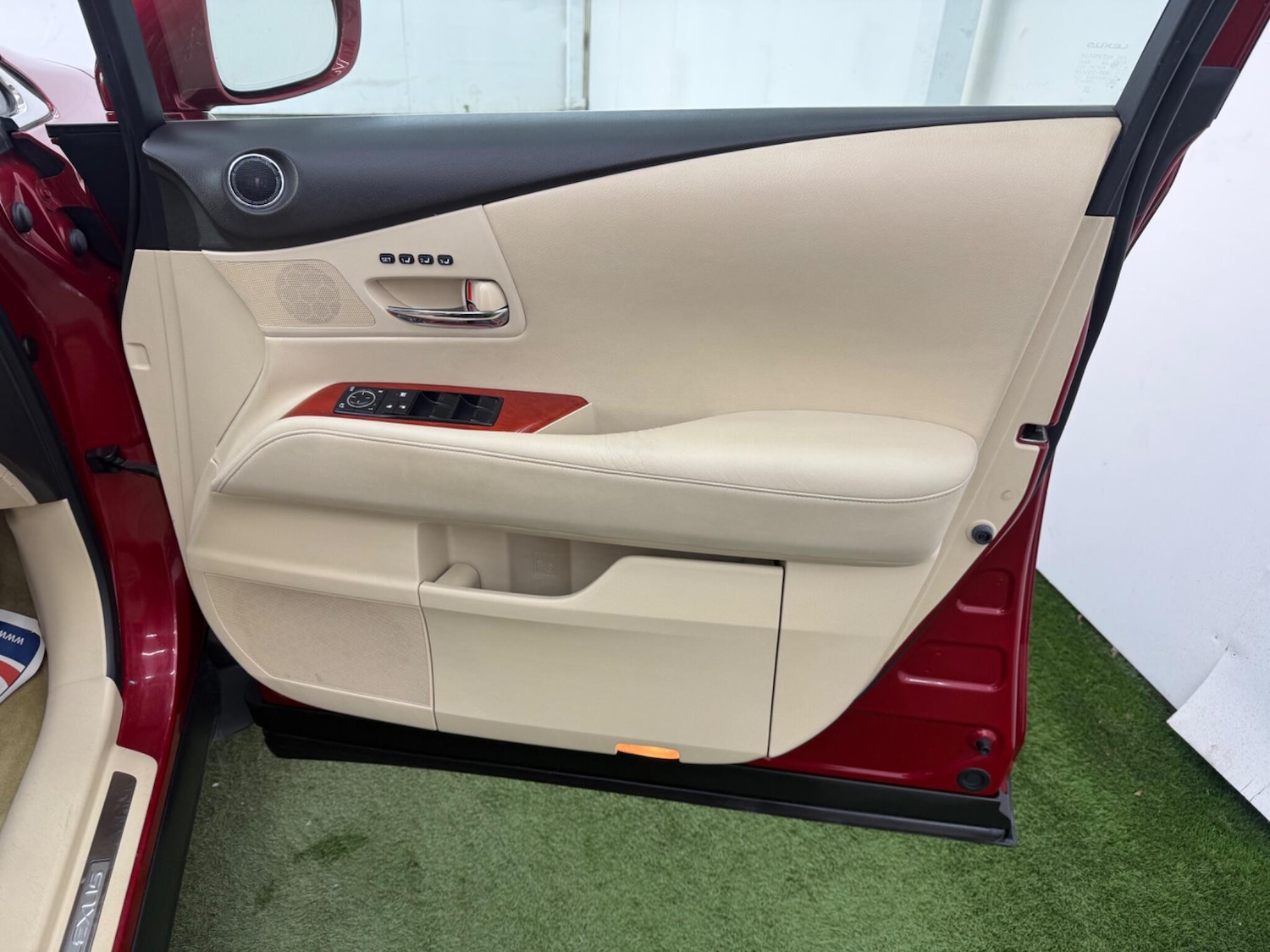 Used Lexus RX 2010 for sale - 78006808: Photo 16