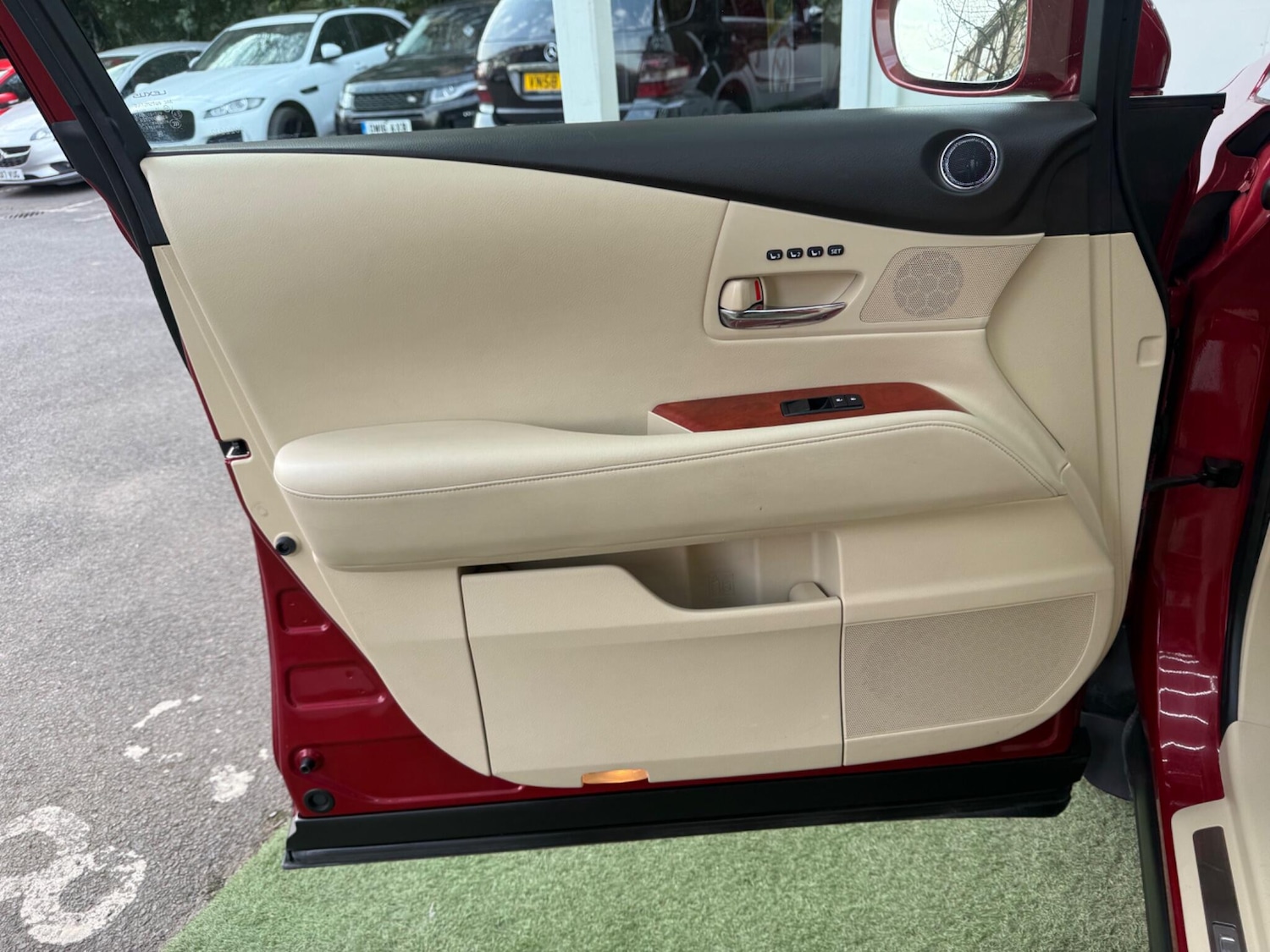 Used Lexus RX 2010 for sale - 78006808: Photo 26