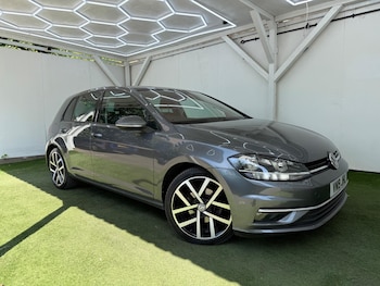 Used Volkswagen Golf 2019 for sale - 78989087: Photo