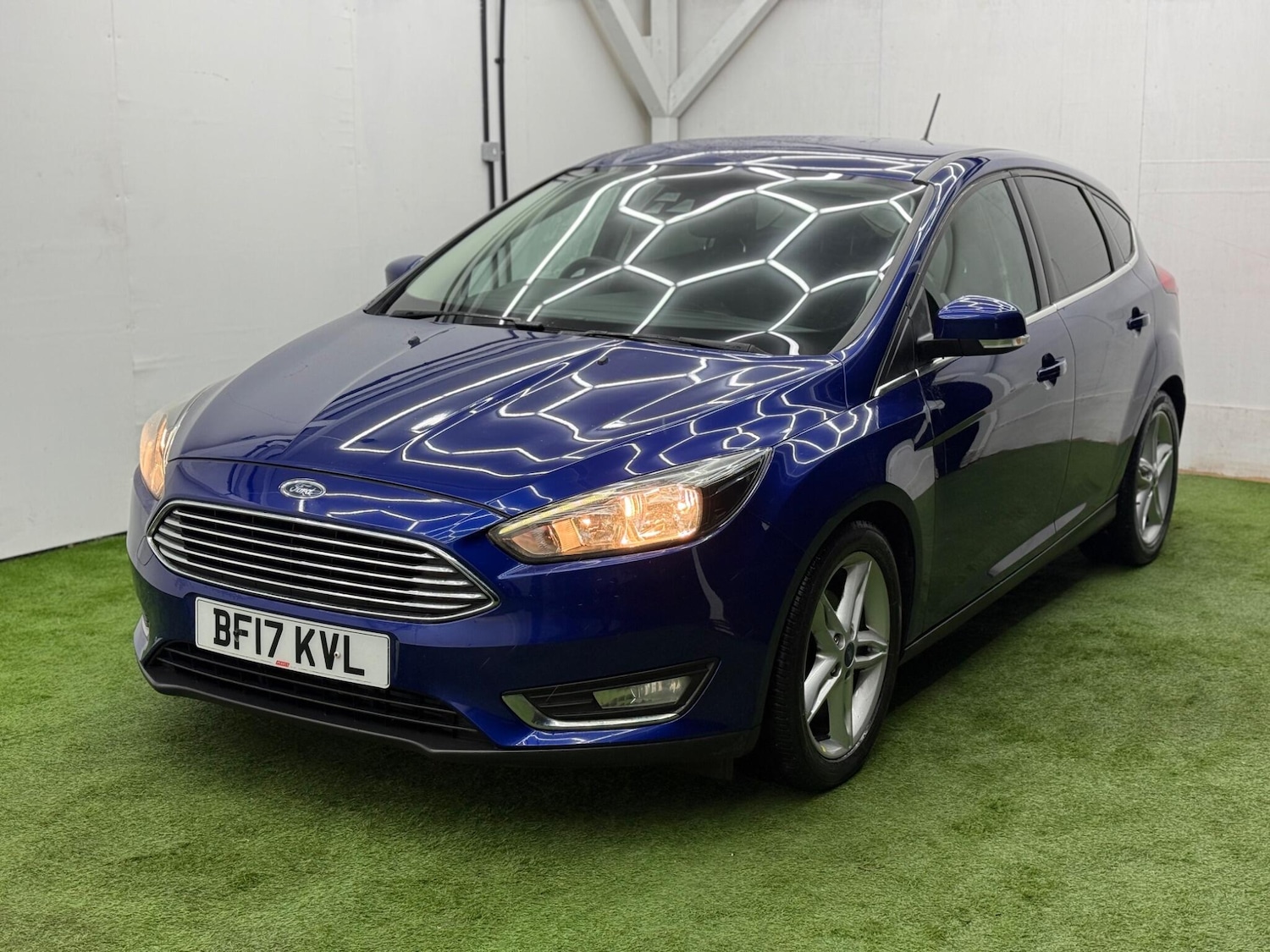 Used Ford Focus 2017 for sale - 77387190: Photo 11