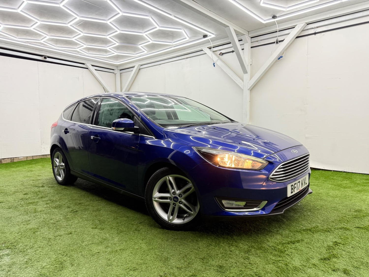 Used Ford Focus 2017 for sale - 77387190: Photo 4