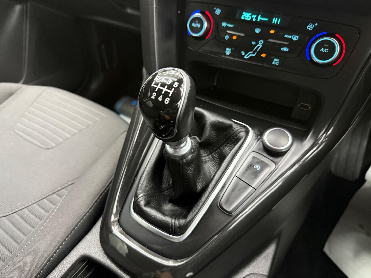 Used Ford Focus 2017 for sale - 77387190: Photo 54