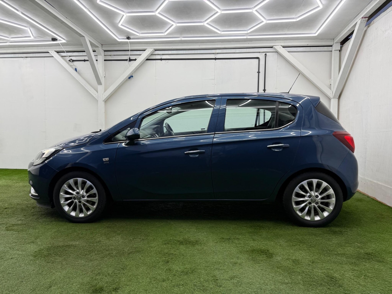 Used Vauxhall Corsa 2015 for sale - 77400824: Photo 10