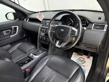 Used Land Rover Discovery Sport 2019 for sale - 79463971: Photo