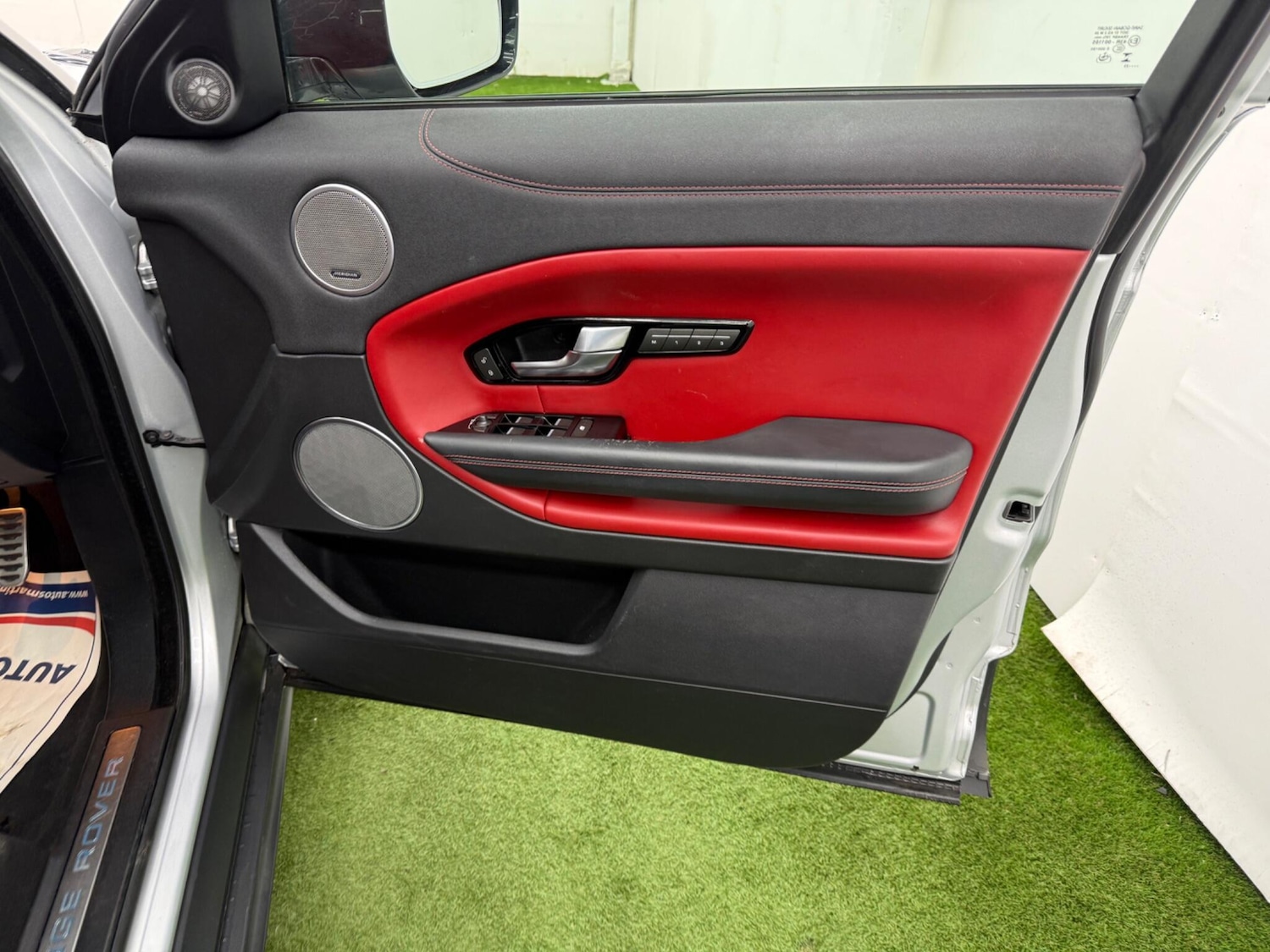 Used Land Rover Range Rover Evoque 2017 for sale - 77799398: Photo 17