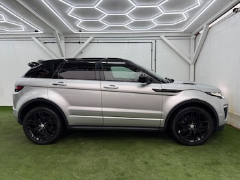 Used Land Rover Range Rover Evoque 2017 for sale - 77799398: Photo