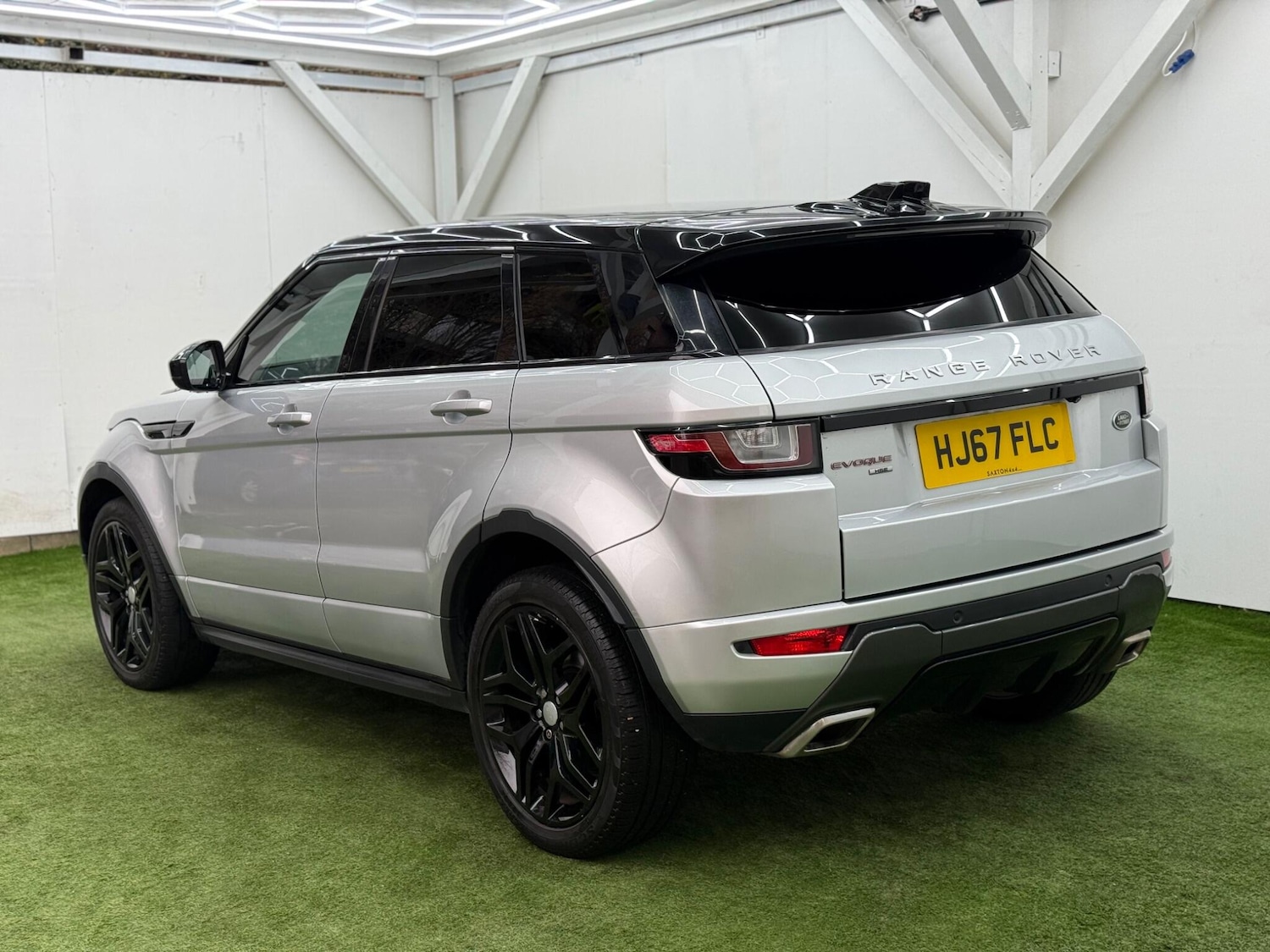 Used Land Rover Range Rover Evoque 2017 for sale - 77799398: Photo 9