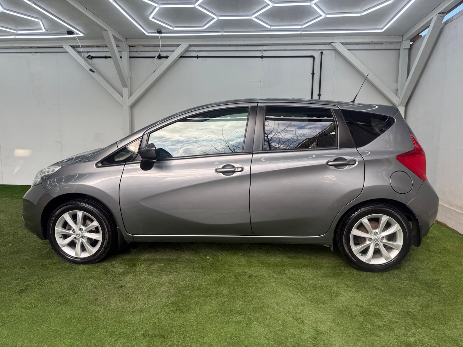 Used Nissan Note 2015 for sale - 77574771: Photo 10