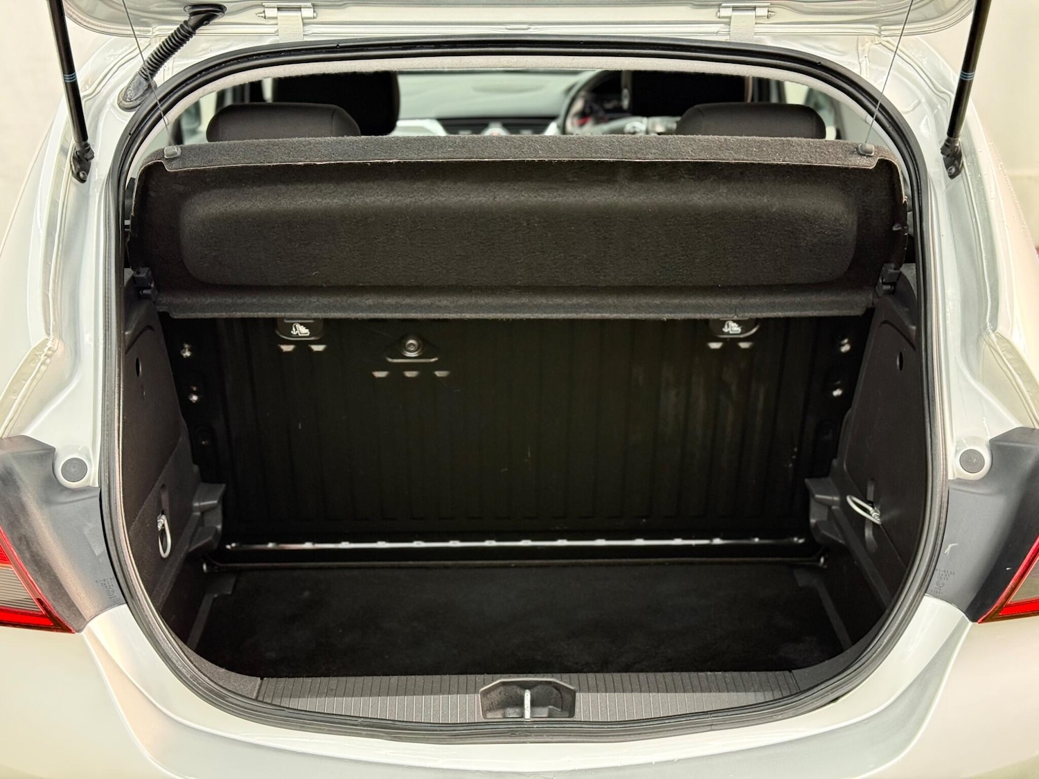 Used Vauxhall Corsa 2017 for sale - 77387115: Photo 8