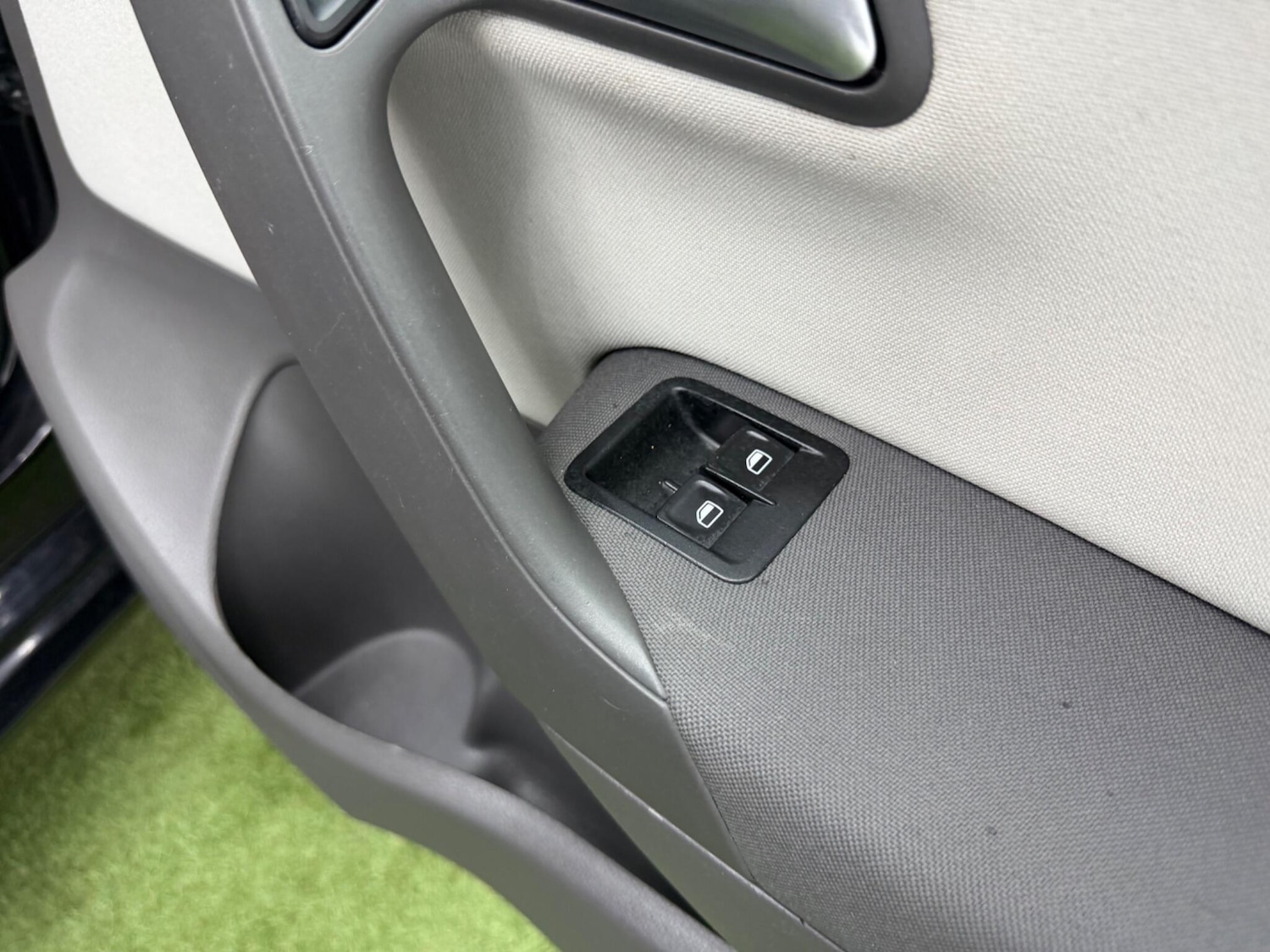 Used Volkswagen Polo for sale - 77909174: Photo 36