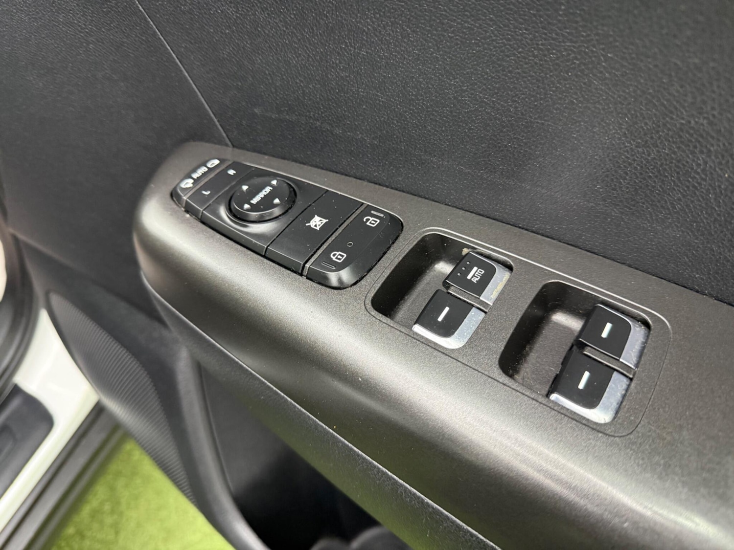 Used Kia Sportage 2017 for sale - 77982420: Photo 40