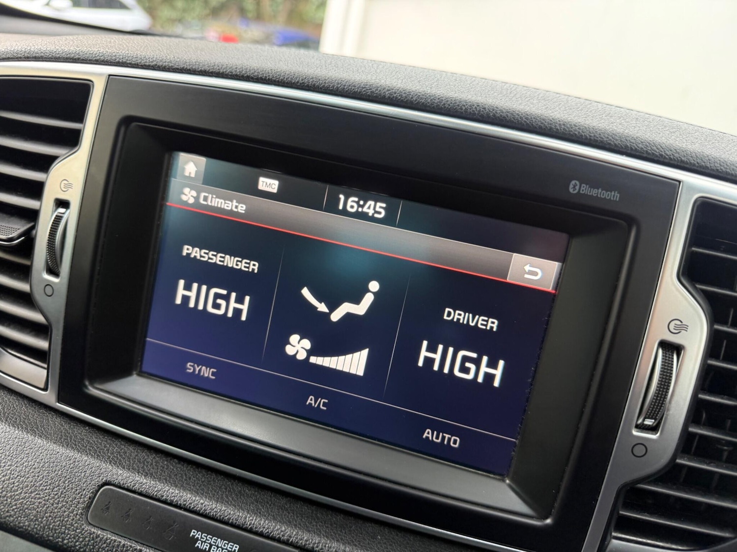 Used Kia Sportage 2017 for sale - 77982420: Photo 48