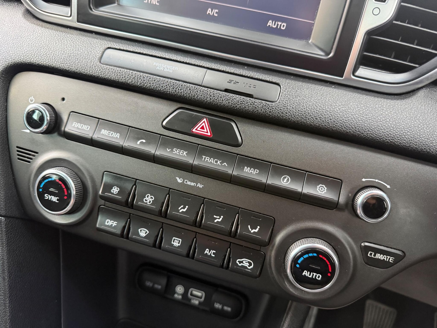 Used Kia Sportage 2017 for sale - 77982420: Photo 49