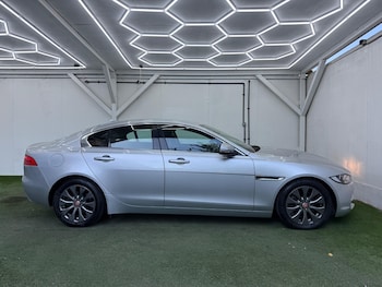 Used Jaguar XE 2015 for sale - 78461334: Photo