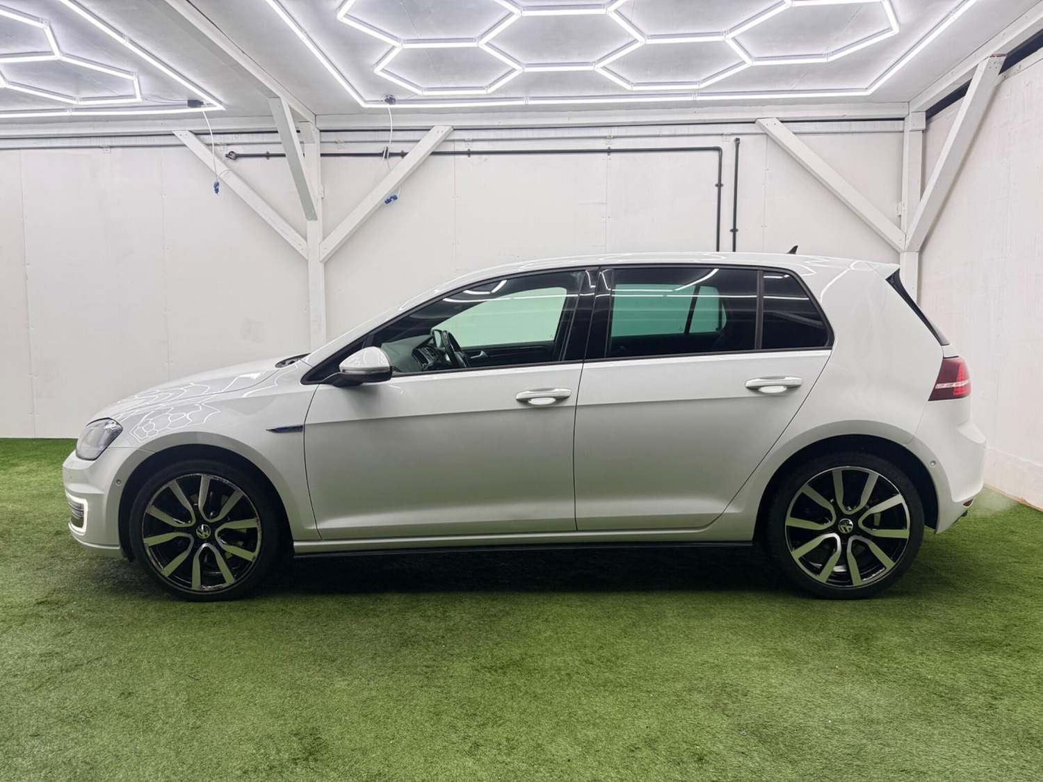 Used Volkswagen Golf 2015 for sale - 77386844: Photo 10