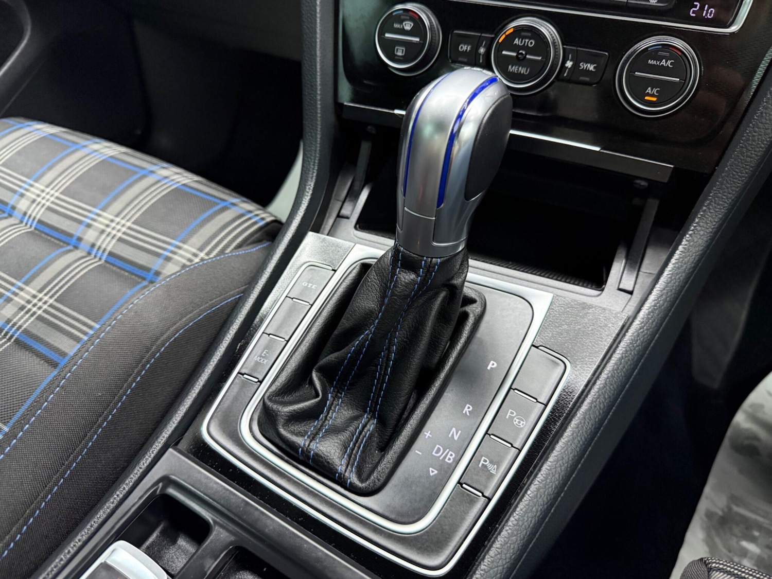 Used Volkswagen Golf 2015 for sale - 77386844: Photo 58