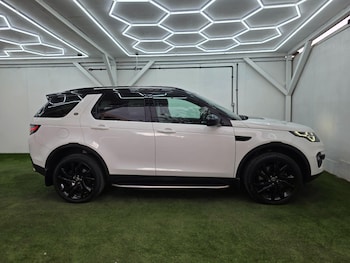 Used Land Rover Discovery Sport 2018 for sale - 78623521: Photo