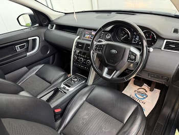 Used Land Rover Discovery Sport 2018 for sale - 79464099: Photo