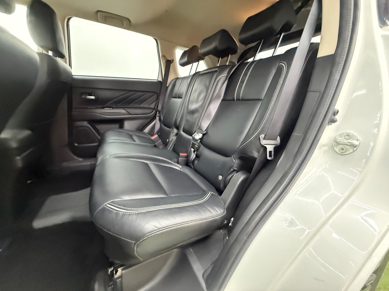 Used Mitsubishi Outlander 2017 for sale - 77637527: Photo 25