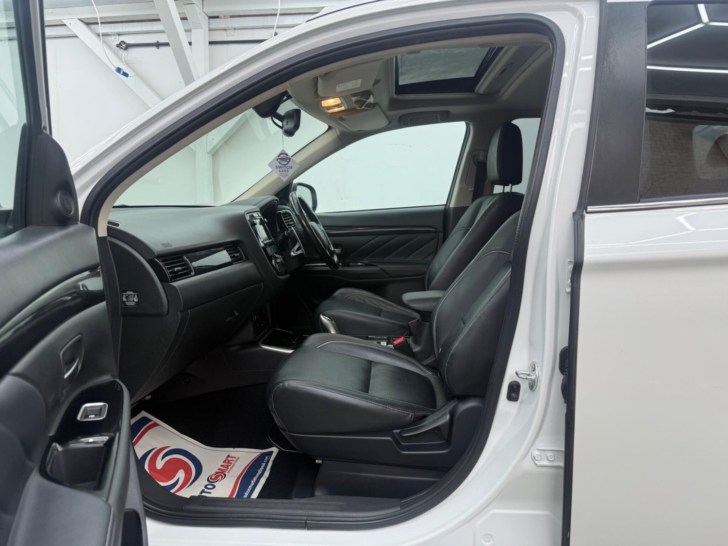 Used Mitsubishi Outlander 2017 for sale - 77637527: Photo 26