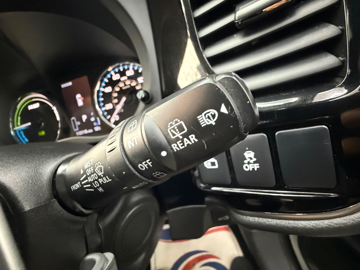 Used Mitsubishi Outlander 2017 for sale - 77637527: Photo 40